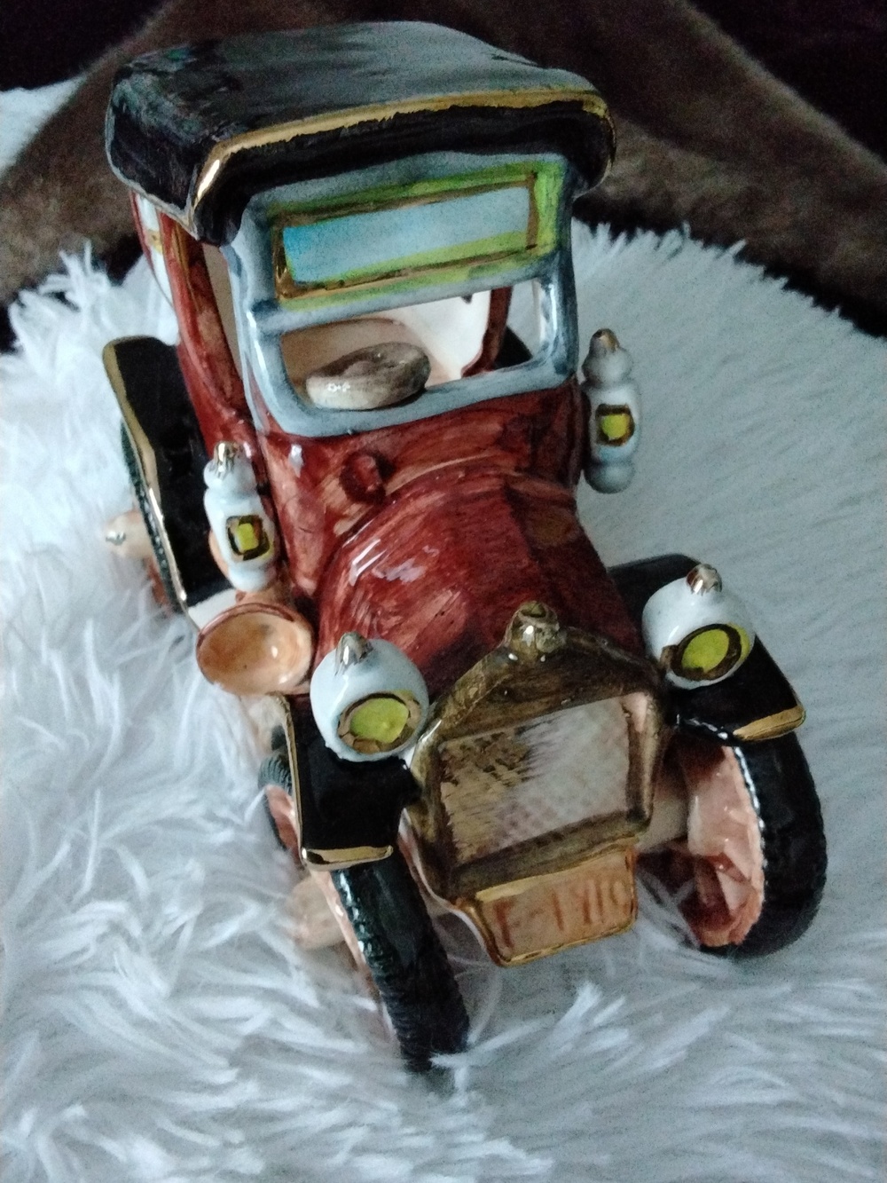 Ceramic Ford Model T. - Picture 2 of 6
